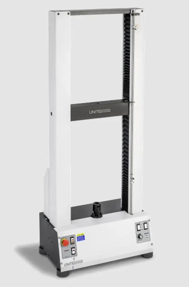 UTM (Máquina Universal de Testes) – DSTM 5-25 kN de Bancada