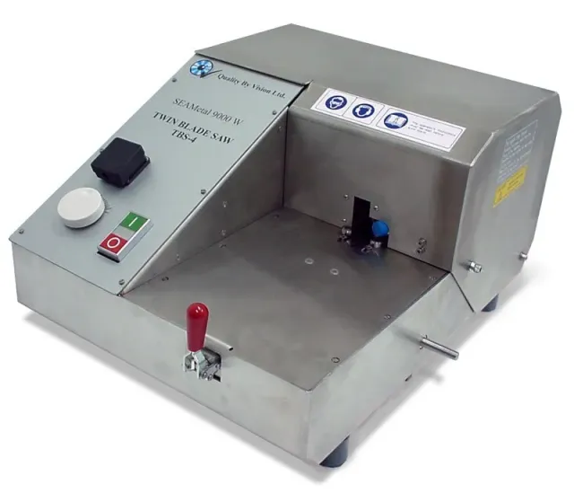 TBS-4A: Cortador/serra automático para latas de 2 ou 3 peças